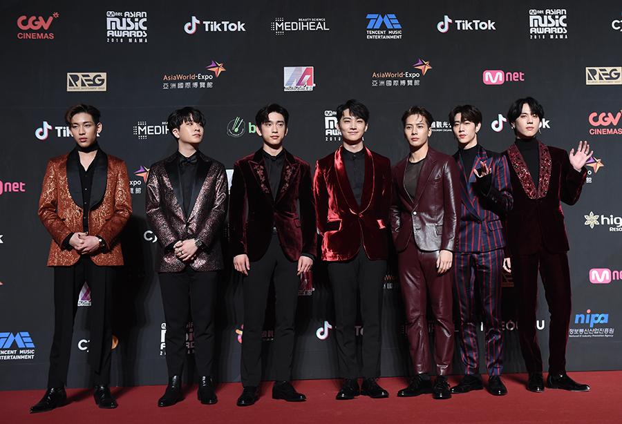 Bts Got7 Confidently Walk On Mama S Red Carpet