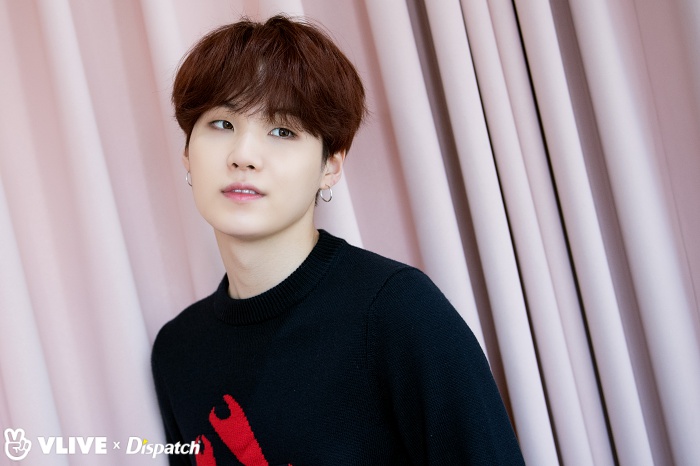 [Picture/VLiveXDispatch] BTS : Christmas Special Behind Cut [181225]