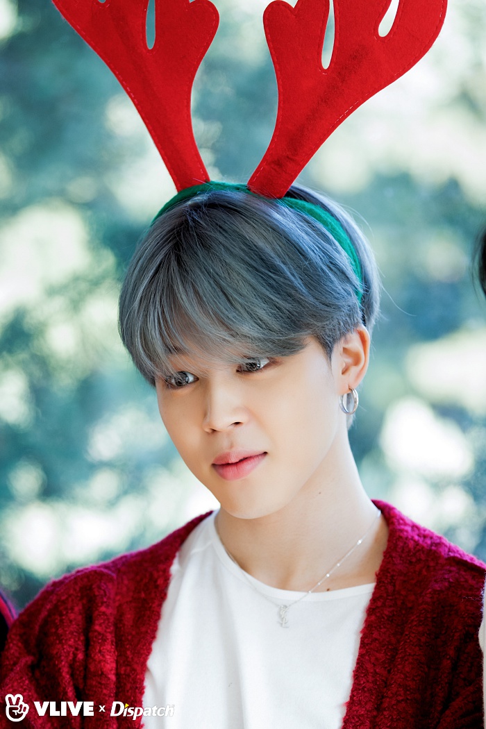 [Picture/VLiveXDispatch] BTS : Christmas Special Behind Cut [181225]