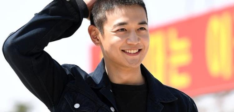Minho Shinee Officially Starts His Military Life