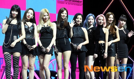 v live