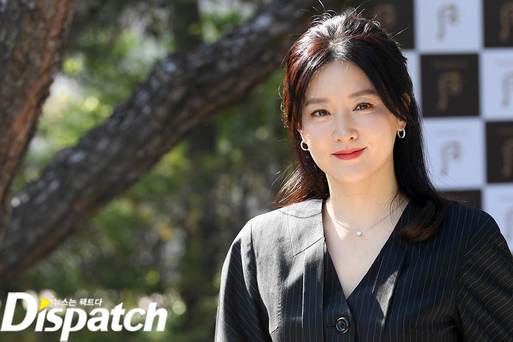Tak pernah oplas, 5 artis Korea ini awet muda di usia kepala empat