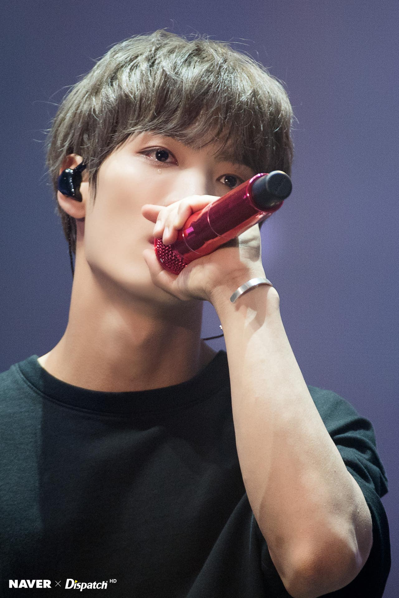 V Live Nu'est jr killer abs olympic gymnastics. v live