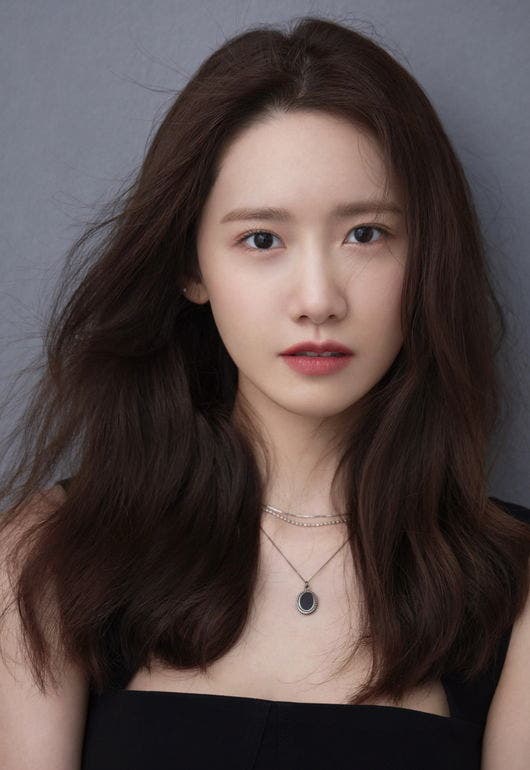 Yoona Brings Home Award Of The Asian Stars Up Next Awards 2019