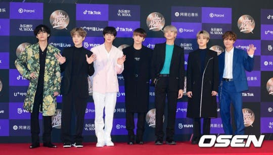 Bts Menangi 2 Daesang Di Golden Disk Awards