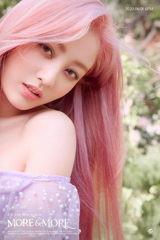 Jihyo Twice Transforms Into Goddess With New Hair Color In