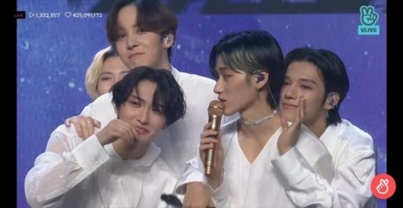 V Live V Live