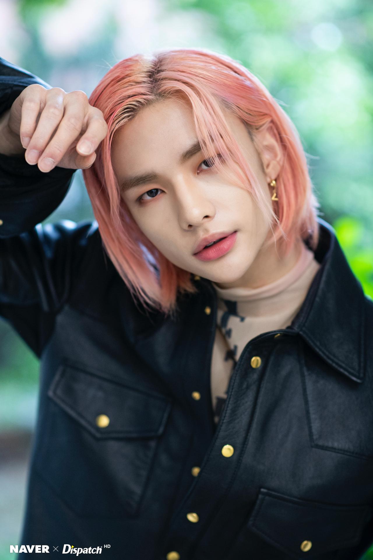 Who is that male idol with the long pink hair? allkpop
