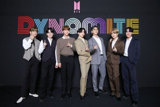 V Live