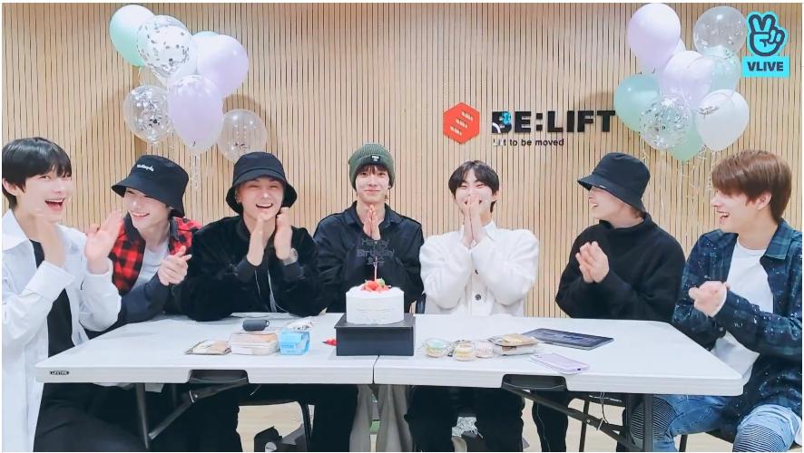 V Report Enhyphen Celebrates Heeseung S Birthday