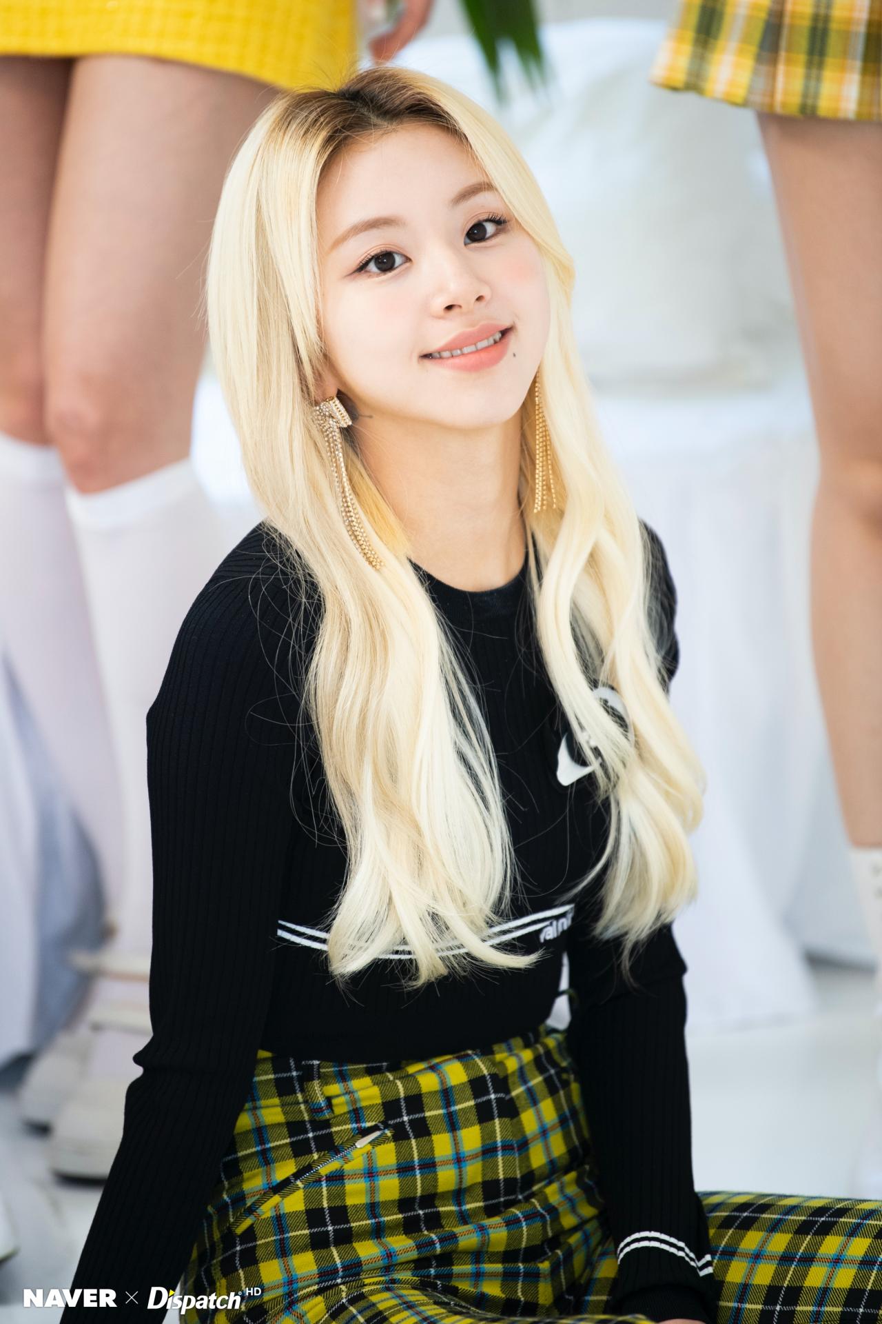 v live